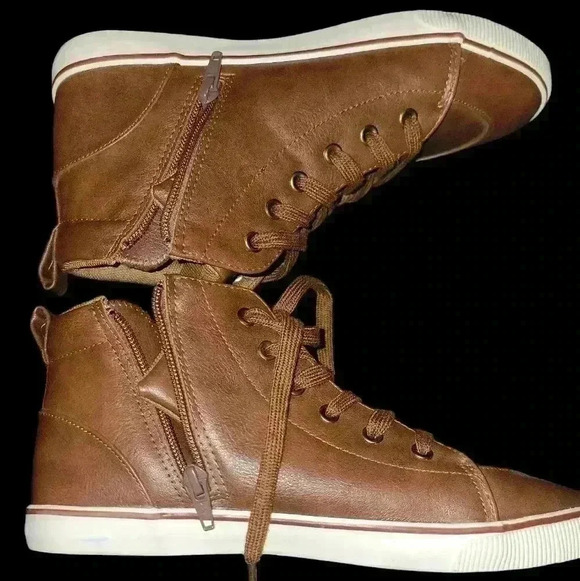 Size 7 Cat and Jack Brown High Tops w Zip Side. New Without Box. - Picture 3 of 8